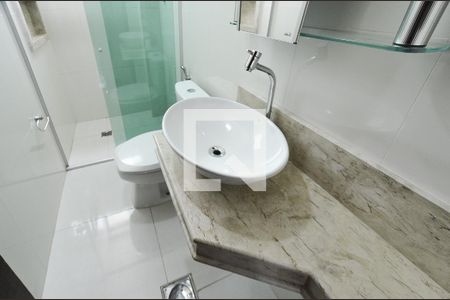 Banheiro Suíte de apartamento para alugar com 3 quartos, 70m² em Santa Cruz, Belo Horizonte