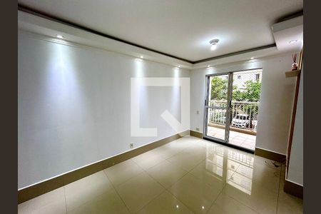 Sala de apartamento para alugar com 3 quartos, 61m² em Vila Endres, Guarulhos