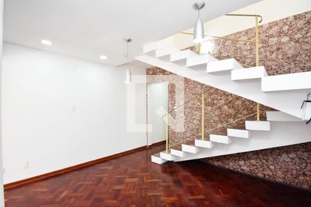 Sala de casa para alugar com 3 quartos, 258m² em Sumaré, São Paulo