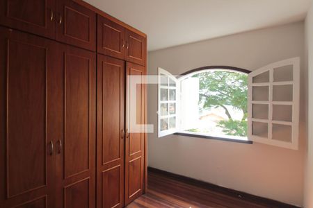 Suite de apartamento para alugar com 3 quartos, 160m² em Santa Terezinha, Belo Horizonte