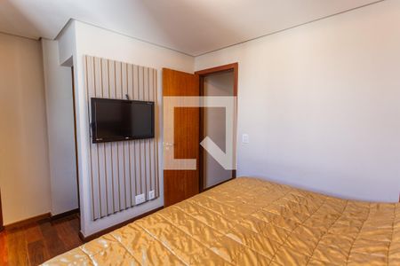 Suíte de apartamento à venda com 3 quartos, 252m² em Sion, Belo Horizonte