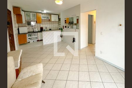Sala  de apartamento para alugar com 3 quartos, 65m² em Vargem do Bom Jesus, Florianópolis