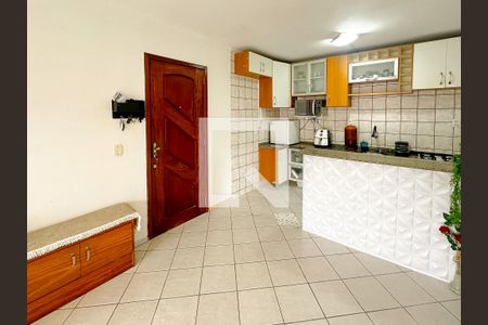 Sala  de apartamento para alugar com 3 quartos, 65m² em Vargem do Bom Jesus, Florianópolis
