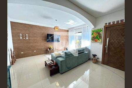 Sala de casa para alugar com 3 quartos, 240m² em Vila Augusta, Guarulhos