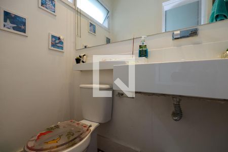 Lavabo de casa de condomínio à venda com 2 quartos, 200m² em Real Parque, São Paulo