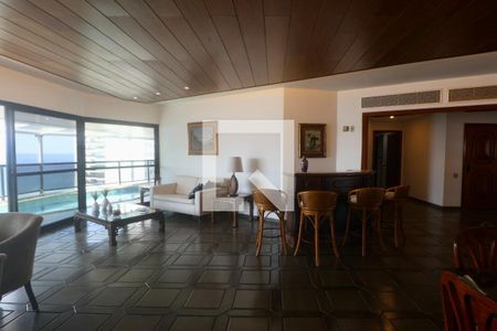 Sala de apartamento para alugar com 5 quartos, 355m² em Jardim Asturias, Guarujá