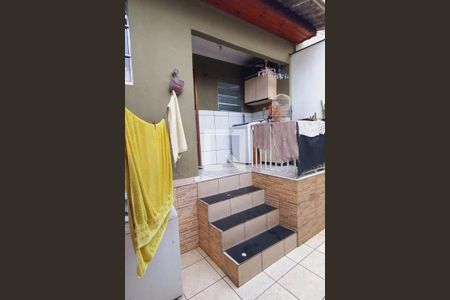 Casa à venda com 3 quartos, 268m² em Parque Novo Oratório, Santo André