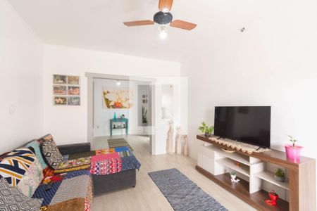 Casa à venda com 4 quartos, 242m² em Marechal Rondon, Canoas