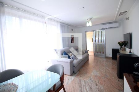 Sala de casa à venda com 4 quartos, 240m² em Jardim América, Rio de Janeiro