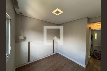 Apartamento à venda com 3 quartos, 107m² em Vila Lucia Elvira, São Paulo