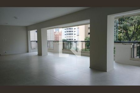 Apartamento à venda com 3 quartos, 230m² em Moema, São Paulo