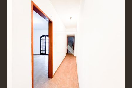 Corredor de casa à venda com 3 quartos, 112m² em Água Branca, São Paulo