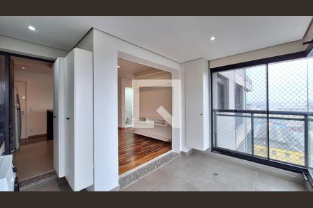 Varanda e área de serviço de apartamento para alugar com 2 quartos, 62m² em Vila Leopoldina, São Paulo