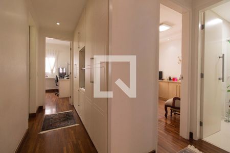 Corredor de apartamento para alugar com 3 quartos, 142m² em Ipiranga, São Paulo