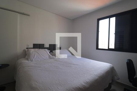 Quarto 1 suíte de apartamento para alugar com 3 quartos, 81m² em Val Paraiso, Santo André