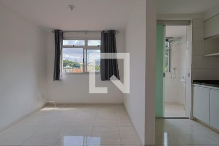 Sala de apartamento à venda com 2 quartos, 53m² em Padre Eustáquio, Belo Horizonte