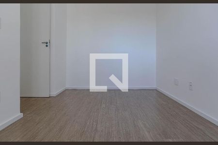 Quarto de apartamento para alugar com 1 quarto, 60m² em Vila Francisco Remeikis, Taboão da Serra