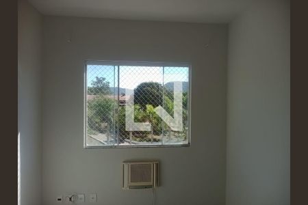 Quarto de apartamento para alugar com 2 quartos, 60m² em Camburi, Maricá