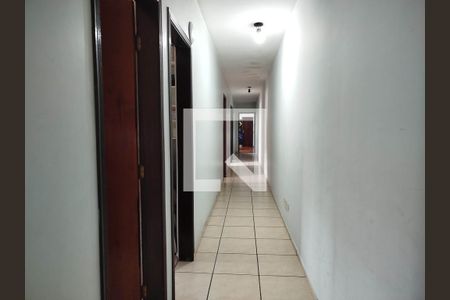 Corredor de casa para alugar com 7 quartos, 400m² em Vila Aricanduva, São Paulo