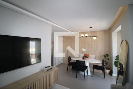 Sala / Cozinha de apartamento à venda com 1 quarto, 40m² em Vila Diva, São Paulo