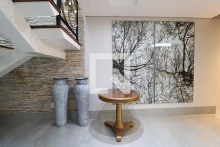 Sala de casa de condomínio para alugar com 4 quartos, 250m² em Morada da Colina, Uberlândia