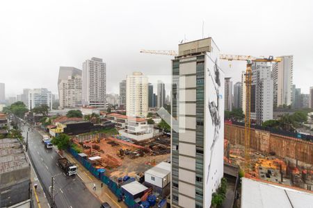 Vista/Varanda de apartamento para alugar com 1 quarto, 28m² em Pinheiros, São Paulo