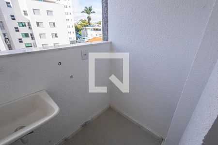 area de serviço de apartamento à venda com 4 quartos, 137m² em Itapoã, Belo Horizonte
