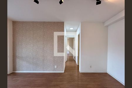 Sala de apartamento para alugar com 2 quartos, 70m² em Chácara Santo Antônio (zona Sul), São Paulo