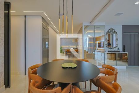 Apartamento à venda com 3 quartos, 172m² em Lourdes, Belo Horizonte