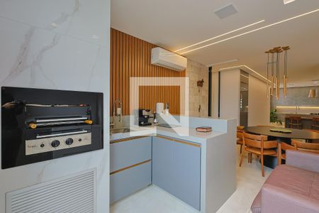 Apartamento à venda com 3 quartos, 172m² em Lourdes, Belo Horizonte