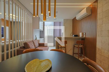 Apartamento à venda com 3 quartos, 172m² em Lourdes, Belo Horizonte