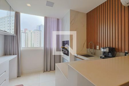 Apartamento à venda com 3 quartos, 172m² em Lourdes, Belo Horizonte