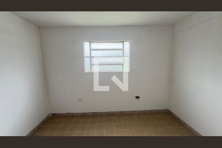 Quarto de casa para alugar com 2 quartos, 80m² em Caxito Pequeno, Maricá