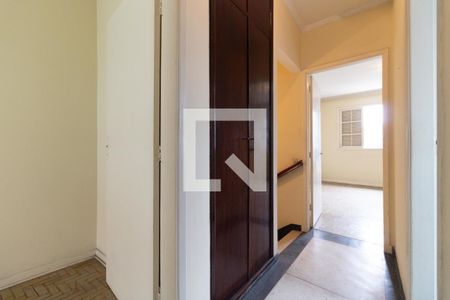 Corredor de casa à venda com 3 quartos, 200m² em Jardim Patente Novo, São Paulo