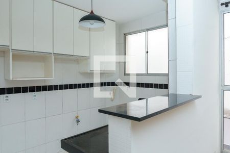 Apartamento à venda com 2 quartos, 45m² em Califórnia, Belo Horizonte