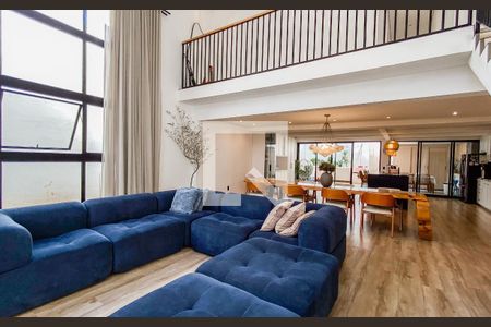 Sala  de casa à venda com 3 quartos, 600m² em Vila Buenos Aires, São Paulo