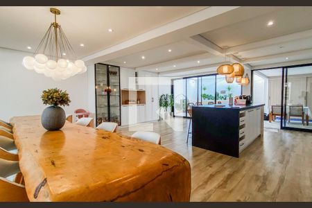 Sala  de casa à venda com 3 quartos, 600m² em Vila Buenos Aires, São Paulo