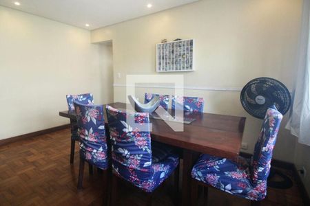 Casa à venda com 3 quartos, 130m² em Bosque da Saúde, São Paulo