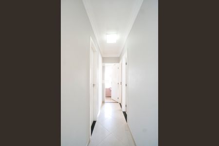 Corredor dos quartos de apartamento à venda com 3 quartos, 64m² em Vila Carrão, São Paulo