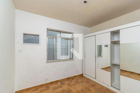 Quarto 1 de apartamento para alugar com 2 quartos, 65m² em Olaria, Rio de Janeiro