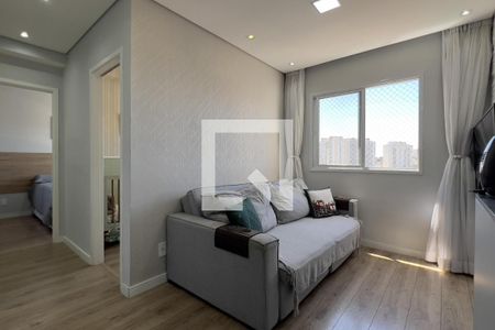 Sala de apartamento à venda com 2 quartos, 43m² em Vila Galvão, Guarulhos