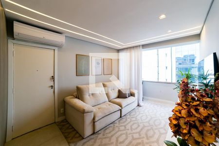 Sala de apartamento à venda com 3 quartos, 110m² em Cidade Nova, Belo Horizonte