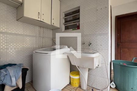 Área externa de casa à venda com 3 quartos, 300m² em Vila Rosalia, Guarulhos