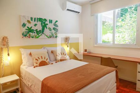 Quarto de apartamento para alugar com 3 quartos, 80m² em Ipanema, Rio de Janeiro