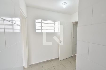 Cozinha de apartamento para alugar com 1 quarto, 25m² em Capitão Braz, São Paulo