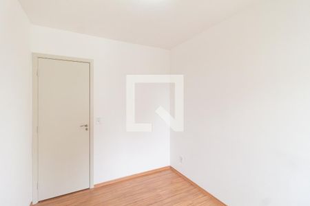 Quarto 2 de apartamento para alugar com 2 quartos, 45m² em Vila da Oportunidade, Carapicuíba