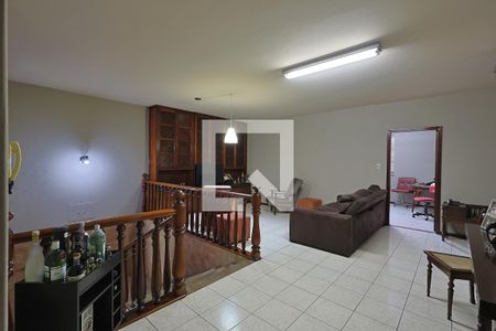 Casa para alugar com 6 quartos, 772m² em Carlos Prates, Belo Horizonte