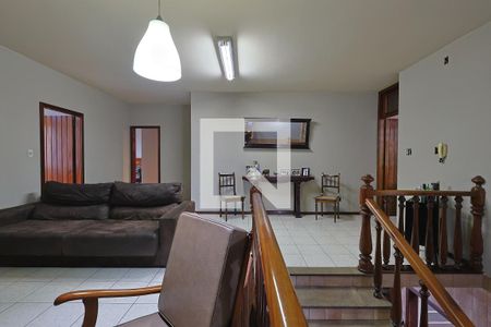 Casa para alugar com 6 quartos, 772m² em Carlos Prates, Belo Horizonte