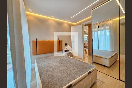 Quarto de apartamento para alugar com 2 quartos, 94m² em Vila Cordeiro, São Paulo