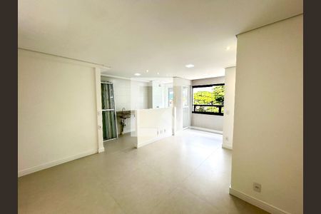 Sala de apartamento à venda com 2 quartos, 60m² em Vila Rosalia, Guarulhos